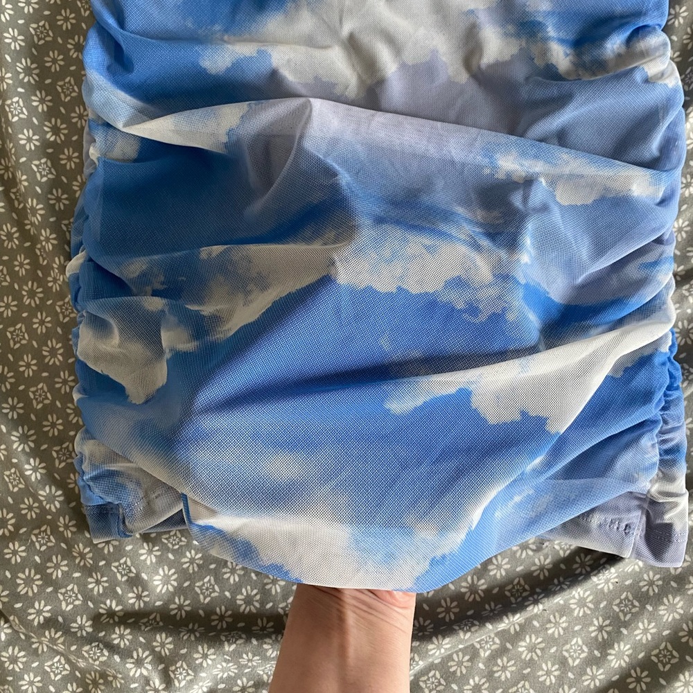 UO Ruched Mini Skirt - Picture 4 of 6